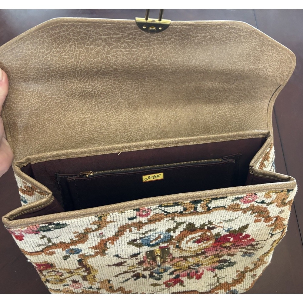 Vintage Jaclyn Tapestry Tote Bag - Picture 5 of 8